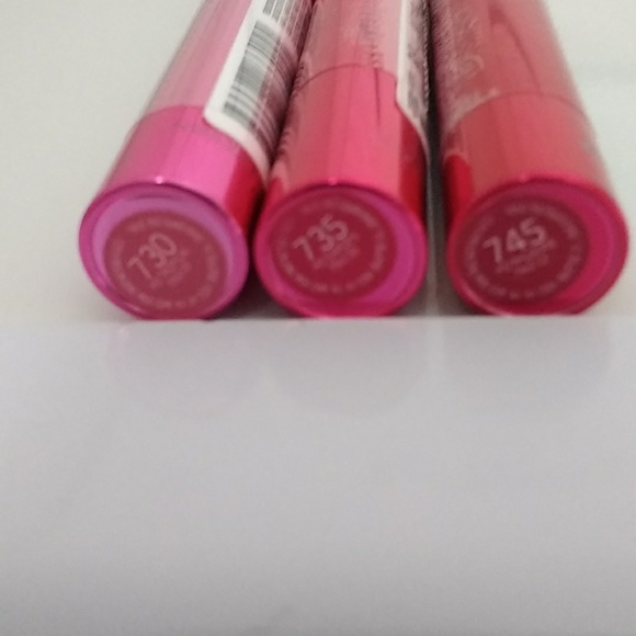 Revlon Ultra HD Gel Lipcolor - Picture 9 of 9